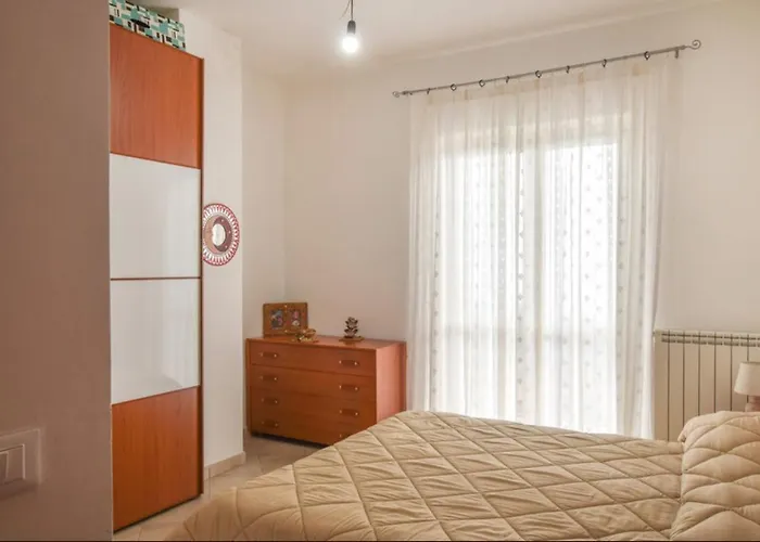 Confortevole E Spazioso 100mq A Con Vista Panoramica Sul Golfo Con Free Wifi E Smart Tv